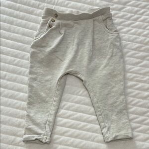 Zara Cream Casual Bottoms with Relaxed Fit